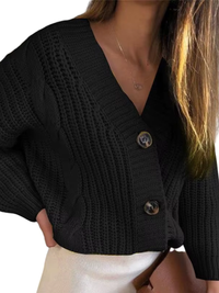THELMA – DER GROBE STRICKCARDIGAN MIT ZOPFMUSTER & CHARAKTER in Schwarz