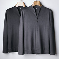 Herren Leichtes Feinstrick-Longsleeve mit verdeckter Knopfleiste und Stehkragen Nord Taschen in Grau