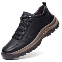 Waltherhaus | Nachhaltige und Bequeme Outdoorschuhe von Elias in Schwarz