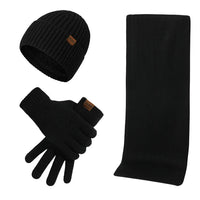 Cooles Winter-Set mit Mütze, Schal und Handschuhen in Schwarz