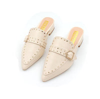 Bianca | Elegante Pantoletten mit Quadratabsatz und Nieten in Beige