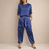 Clara | Lässiges Satin Cargo Set in Blau