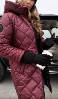 Clara | Gestepptes Damen Kapuzenjacke modern stilvoll in Rot