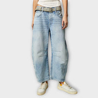 Anett | Locker sitzende Komfort-Jeans in Azurblau