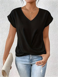 Lydia | Lässiges T-Shirt mit V-Ausschnitt in Schwarz