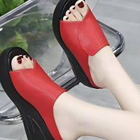 Xanthe | Orthopädische Komfort-Sandale für Damen in Rot (fast ausverkauft)