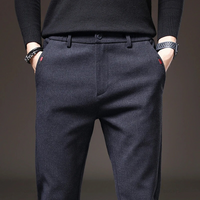 Finn | Herren Casual Hose im modernen Look in Mitternachtsblau