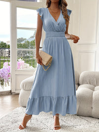 Mara | V-Ausschnitt Maxikleid mit Rüschen Saum in Himmelblau