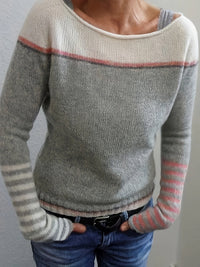 Greta | Eleganter Damen Pullover breit und gestreift in Grau