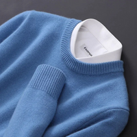 Emil | Komfortabler Rundhalspullover im modernen Look in Himmelblau