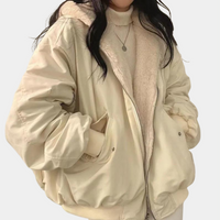 Caitlin | Damen Winterjacke mit Kapuze und Taschen in Weiß