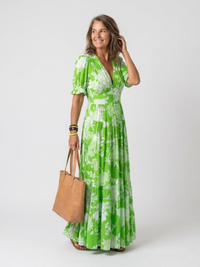 Ione | Kurzarm V-Ausschnitt Blumenkleid Midi in Grün