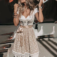Festliches Damenkleid mit Bluse und Schürze – Elegantes Trachtenkleid für Hochzeitsgast und Oktoberfest in Beige