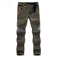 Strapazierfähige und wasserfeste Outdoorhose für Herren in Dunkelgrün
