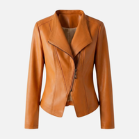 Yvette | Damen Hochglänzende Taillierte Kunstlederjacke Breites Revers – PU Leder Jacke in Orange