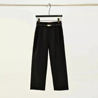 Damen weite Stoffhose mit eleganten Falten Nord Taschen in Schwarz