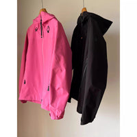 Damen Wasserdichte Outdoorjacke mit verstellbarem Kragen Nord Taschen in Schwarz
