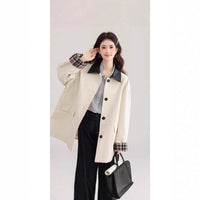 Damen Oversized Trenchcoat mit Kontrastkragen und Karo-Futter Nord Taschen in Ecru