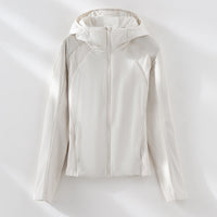 Damen Leichte Softshell-Jacke mit Kapuze, Raglanärmeln und taillierter Passform Nord Taschen in Weiß