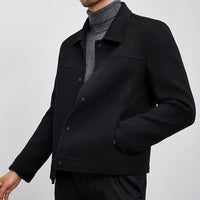 Herren Kastenförmige Wollmix-Blousonjacke mit verdeckter Druckknopfblende und Eingrifftaschen Nord Taschen in Schwarz 1