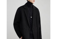 Herren Oversize Doppelknopf-Wollmix-Kurzmantel mit aufgesetzten Taschen Nord Taschen in Schwarz