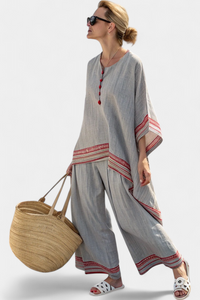 Amara | Elegante Asymmetrische Bluse mit Weithose in Roter Streifen