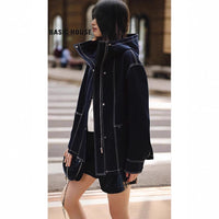 Damen Boxy‑Kapuzenparka mit sichtbaren Ziernähten und hochschließendem Stehkragen Nord Taschen in Marineblau