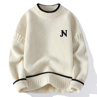 Nathanael - Minimalistischer Stil für den Winter in Weiß