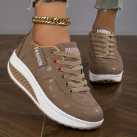 Almina - Damen Sneaker mit Schnürung und Gepolsterter Sohle in Braun