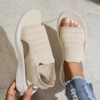Nuvia™ Plateau-Sandalen Mit Ajour-Obermaterial Und Seitlicher Öffnung in Beige
