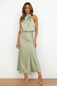 Rosemary | Neckholder Abendkleid in Hell Grün