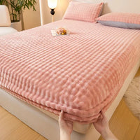 Bettwäsche-Set aus samtigem und flauschigem Stoff / Extreme Weichheit für mehr Komfort beim Schlafen! in Pink