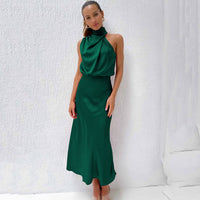 Rosemary | Neckholder Abendkleid in Dunkel Grün