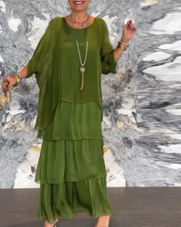 Lara – Elegantes, fließendes Maxikleid in Dunkelgrün