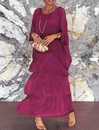 Lara – Elegantes, fließendes Maxikleid in Lila