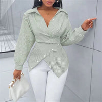 Zoe™ Wickelbluse aus Premium-Viskose mit Bindeband am Rücken in Grün