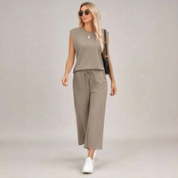 Aya™ Set Tanktop mit markanter Schulterpartie und Cropped Hose mit Kordelzug in Beige