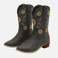 Franziska | Damen Western Wildlederstiefel Blumenstickerei – Bestickte Western Stiefel in Dunkelbraun