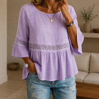 Alina™ Bluse aus Baumwoll-Leinen mit Zarter Spitze und Ausgestellten Ärmeln in Lila