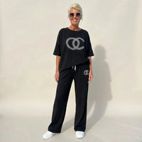 Urban Eleganz™ Zweiteileraus Comfort-Maschenware mit eleganten Kristalldetails in Schwarz