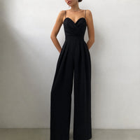 Becca - Stilvoller Jumpsuit mit hoher Taille in Schwarz