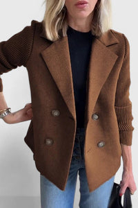 Emma | Damen Blazer mit Strickärmeln und Knöpfen in Dunkelbraun