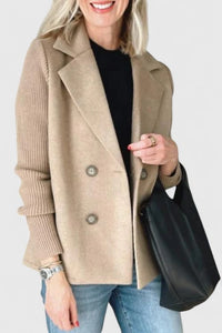 Emma | Damen Blazer mit Strickärmeln und Knöpfen in Khaki