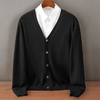 Santorini Cashmere Cardigan in Schwarz