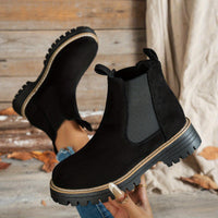 Mehetabel | Damen Chelsea-Stiefeletten mit Profilsohle in Schwarz