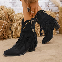 Calla | Damen Westernstiefel mit weitem Schaft, Fransen und Nieten in Schwarz