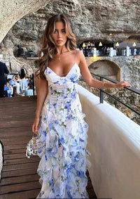Charlotte – Kleid mit 3D-Effekt und langem Rock in Blau
