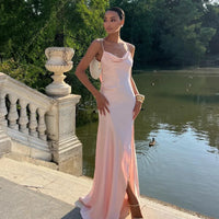 Damen Ärmelloses Maxi-Kleid mit Cowl-Ausschnitt und Spaghettiträgern mit Seitenschlitz in Rosa