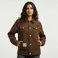 Damen-Hemdjacke mit Knopfleiste und aufgesetzten Taschen in Braun