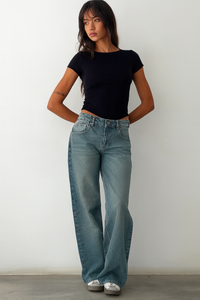 Damen Hose mit Weitem Bein Knopfverschluss Gürtelschlaufen und Fünf-Taschen-Aufteilung in Blau
